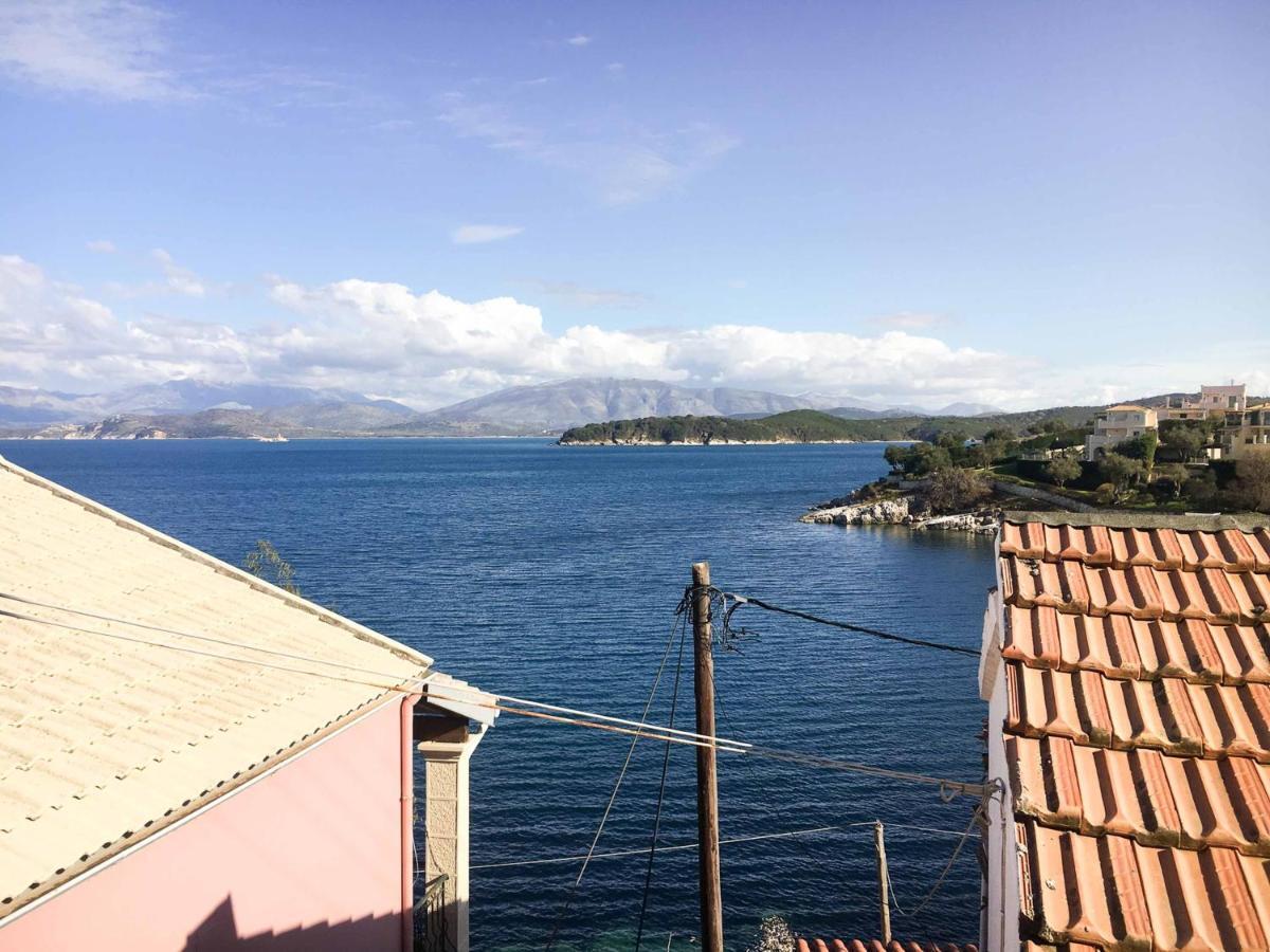 Gabriela'S Seaside House Villa Kassiopi Exterior photo
